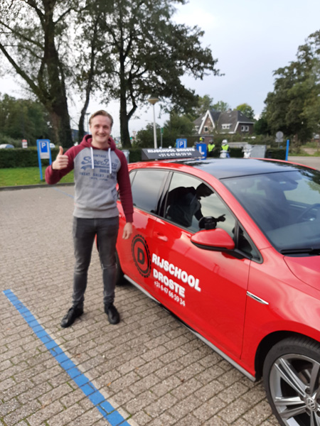 Rijschool-droste-enschede-Mitchel-ter-Heide